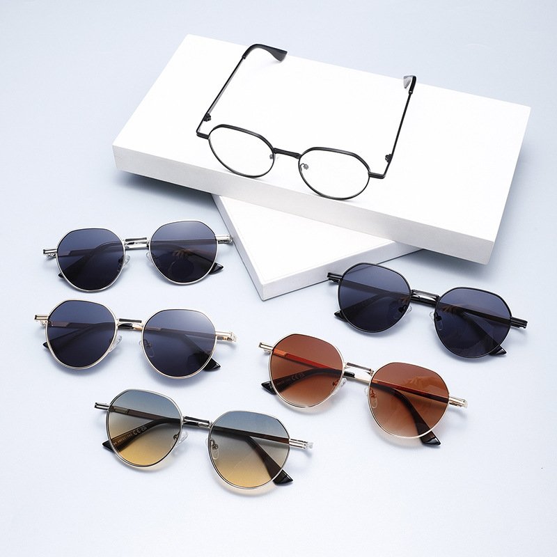 b15b28a4-de14-48df-a035-f03058df72a8.jpg Round Metal Sunglasses UV400 Sunglasses - Image 1